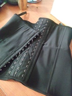 Corset good quality size small