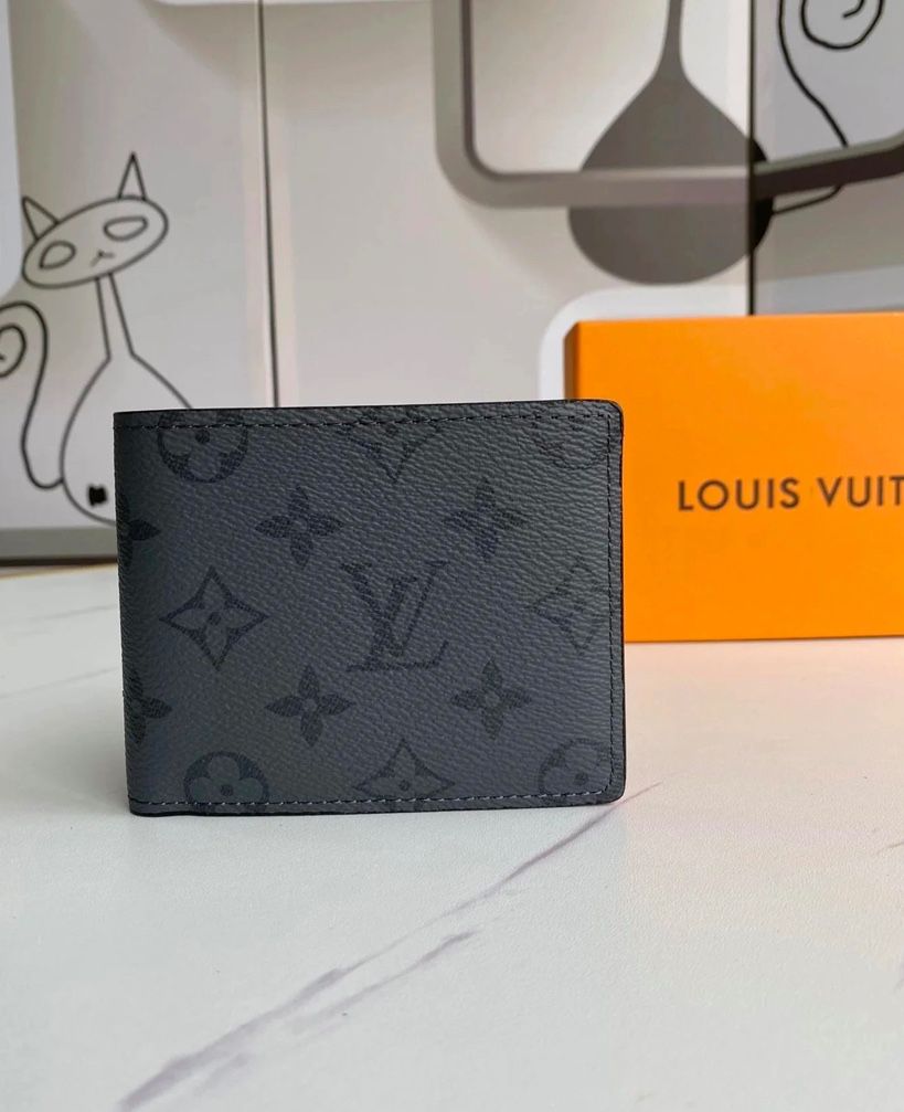 🚨Louis Vuitton Wallets 🚨 50% Off