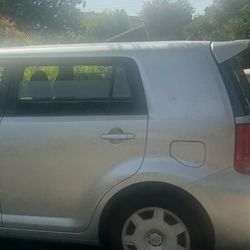 Scion XB spoiler parts