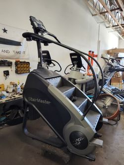 Stairmaster SM5 Stepmill With D1 Console
