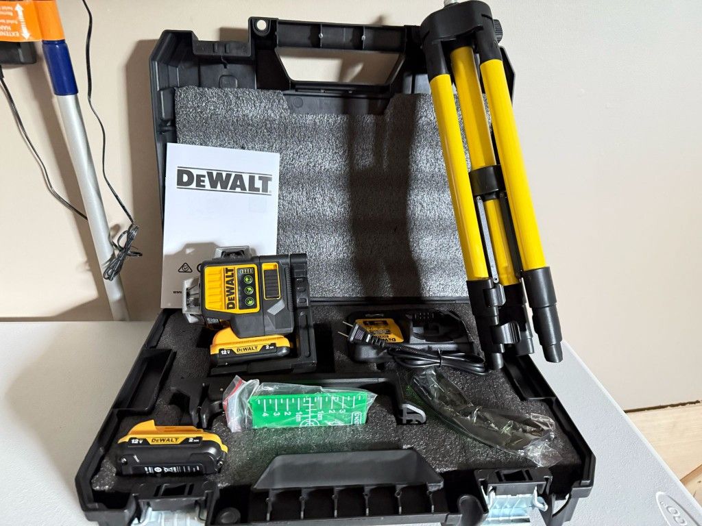 Brand New! Self-leveling 360 Green Beam