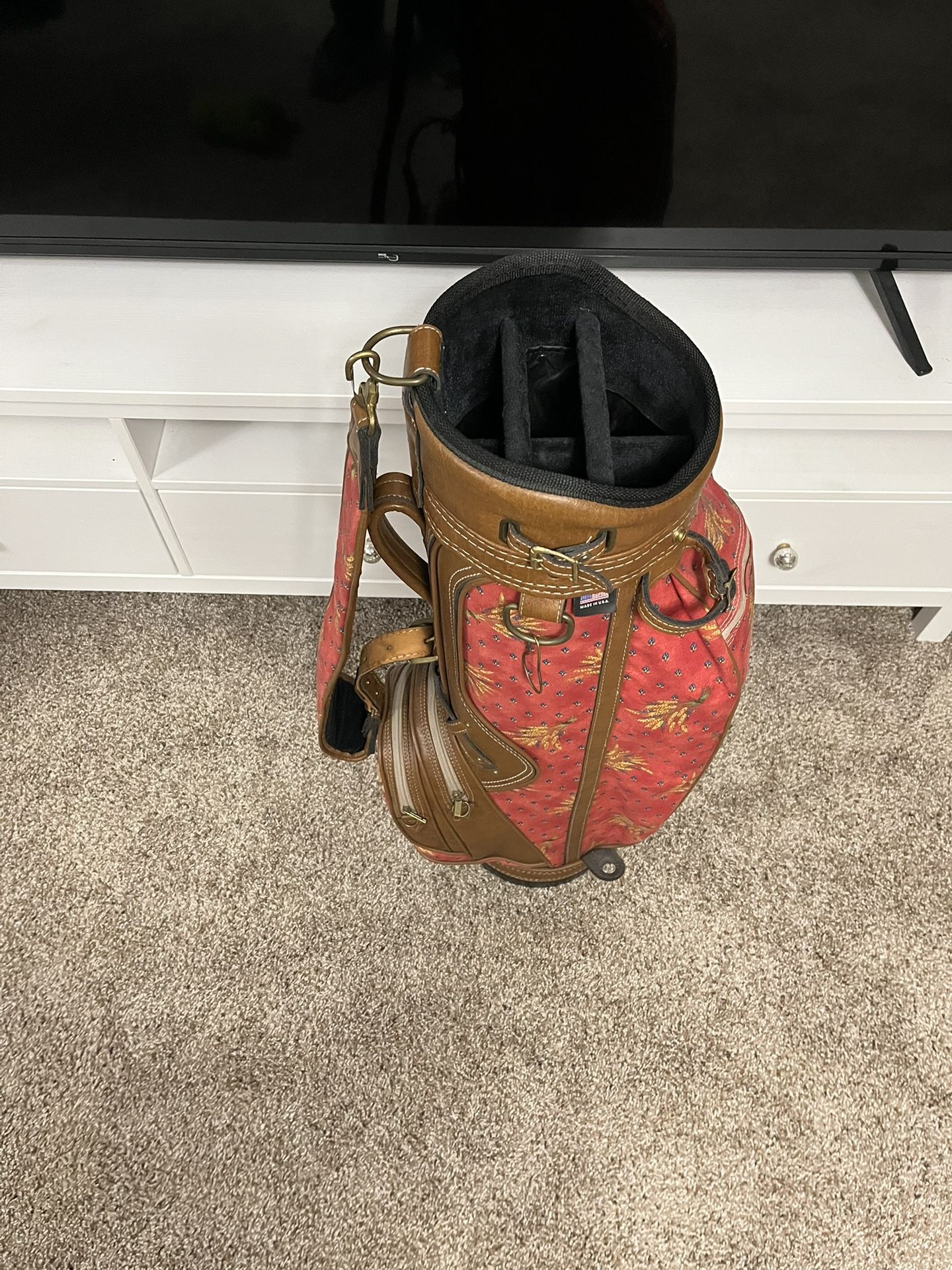 Awesome Daiwa Leather Trimmed & Brass Hardware Cart Bag in Excellent Condition