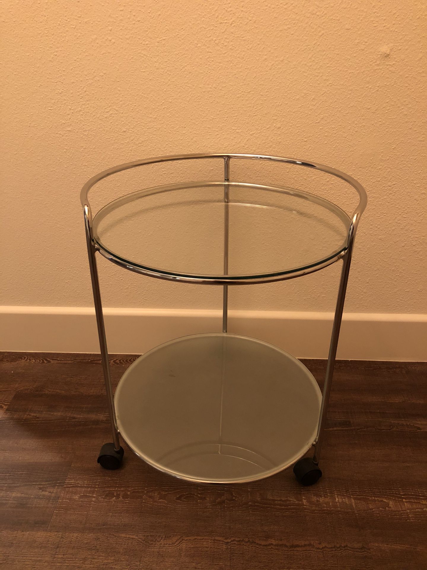 Portable glass/chrome end table
