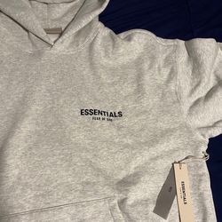 essentials light oatmeal hoodie (Large)