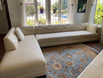 Couch L shaped long