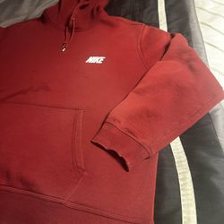 Nike Sportswear Club Men's Pullover Hoodie - Maroon Size 3XL