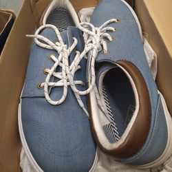 Mens Shoes Size 12😃😃😃