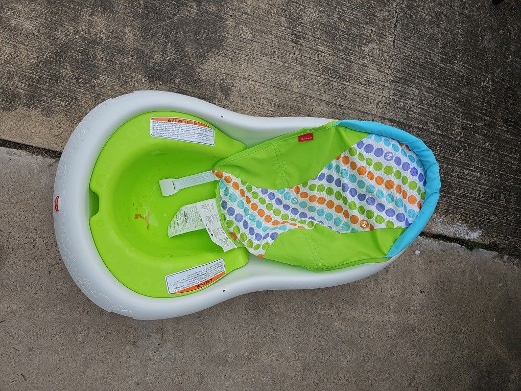 Fisherprice Baby Bathtub