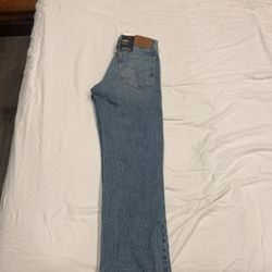 24x26 Levi Jeans Wedgie straight Leg