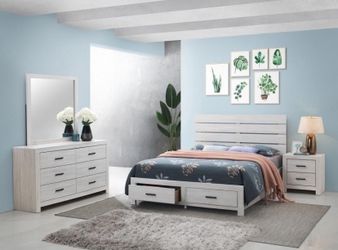 4 PC BEDROOM SET BRAND NEW IN BOX (MATTRESS AND CHEST SOLD SEPARATELY)