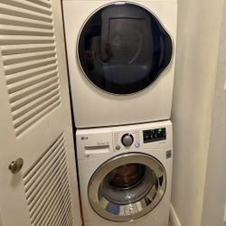 Laundry And Dryer 