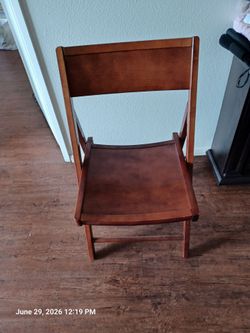 Folding chairs