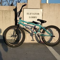 Haro Midway BMX Bike 