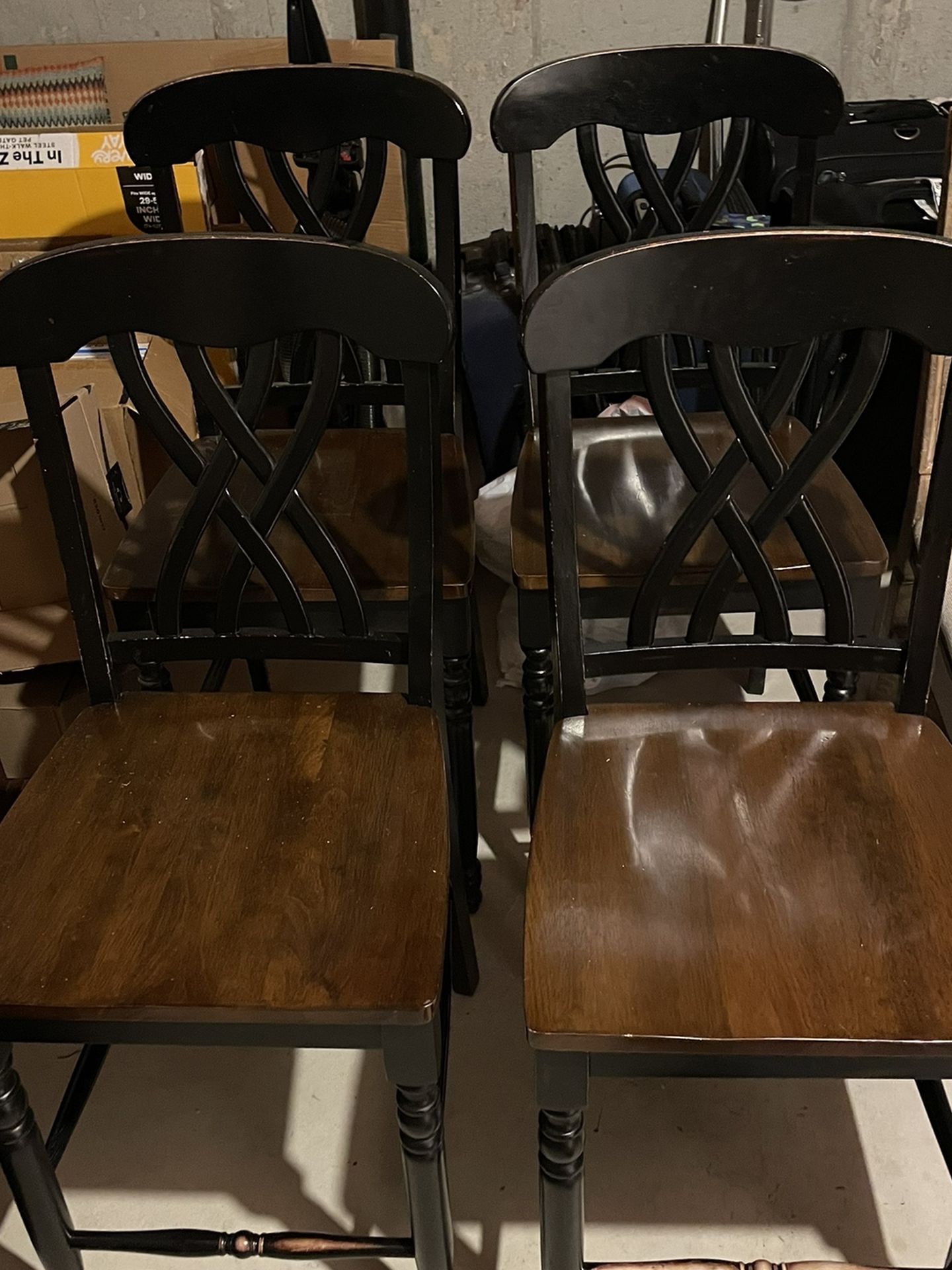 4 Kitchen counter Stools