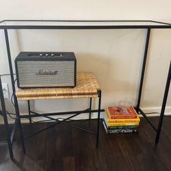 Glass & Metal Console Table – Modern Minimalist Style