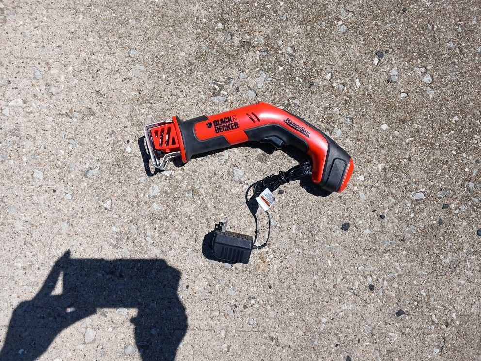 Black and Decker Hand Saw