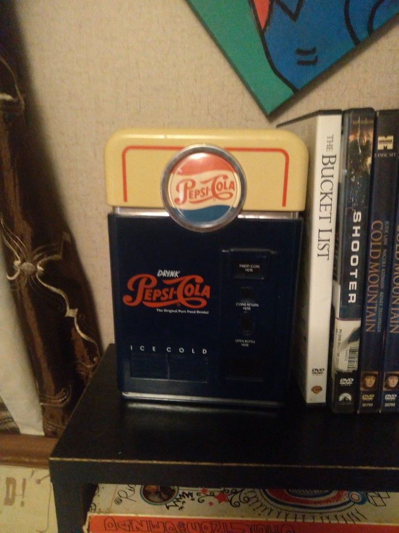 Vintage Pepsi Coin Bank 1988