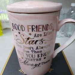 'Good friends" Mug With  Lid And Gold Spoon.  Has Opening For Lid. In Gift Giving Box