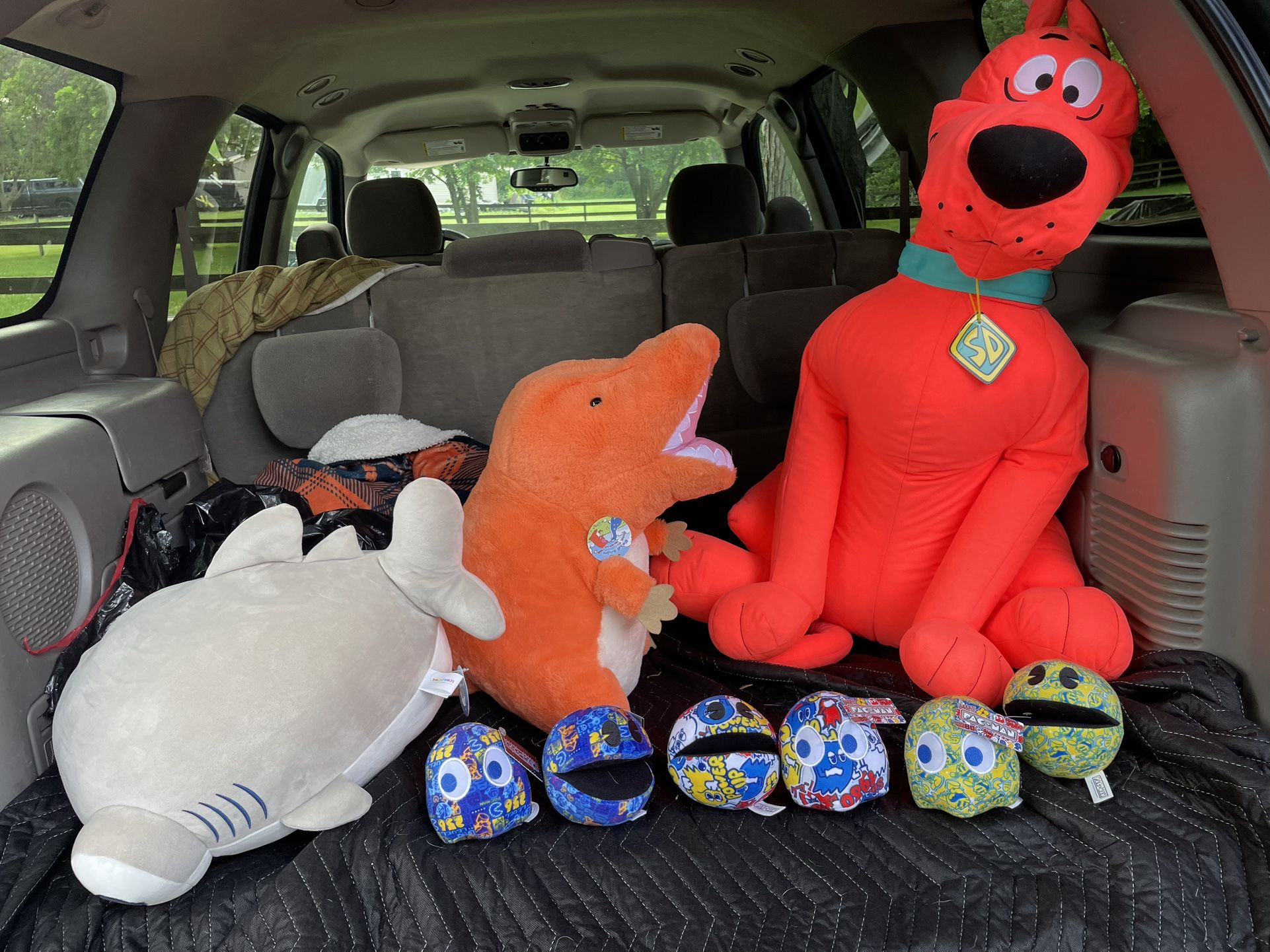 Jumbo Large Scooby-Doo Plush 41” Talk