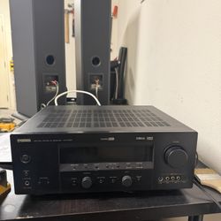 YAMAHA Reciever 