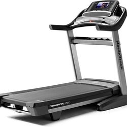 NordicTrack Series Commercial 1750 Treadmill