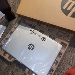 BRAND NEW HP LAPTOP NEVER USED