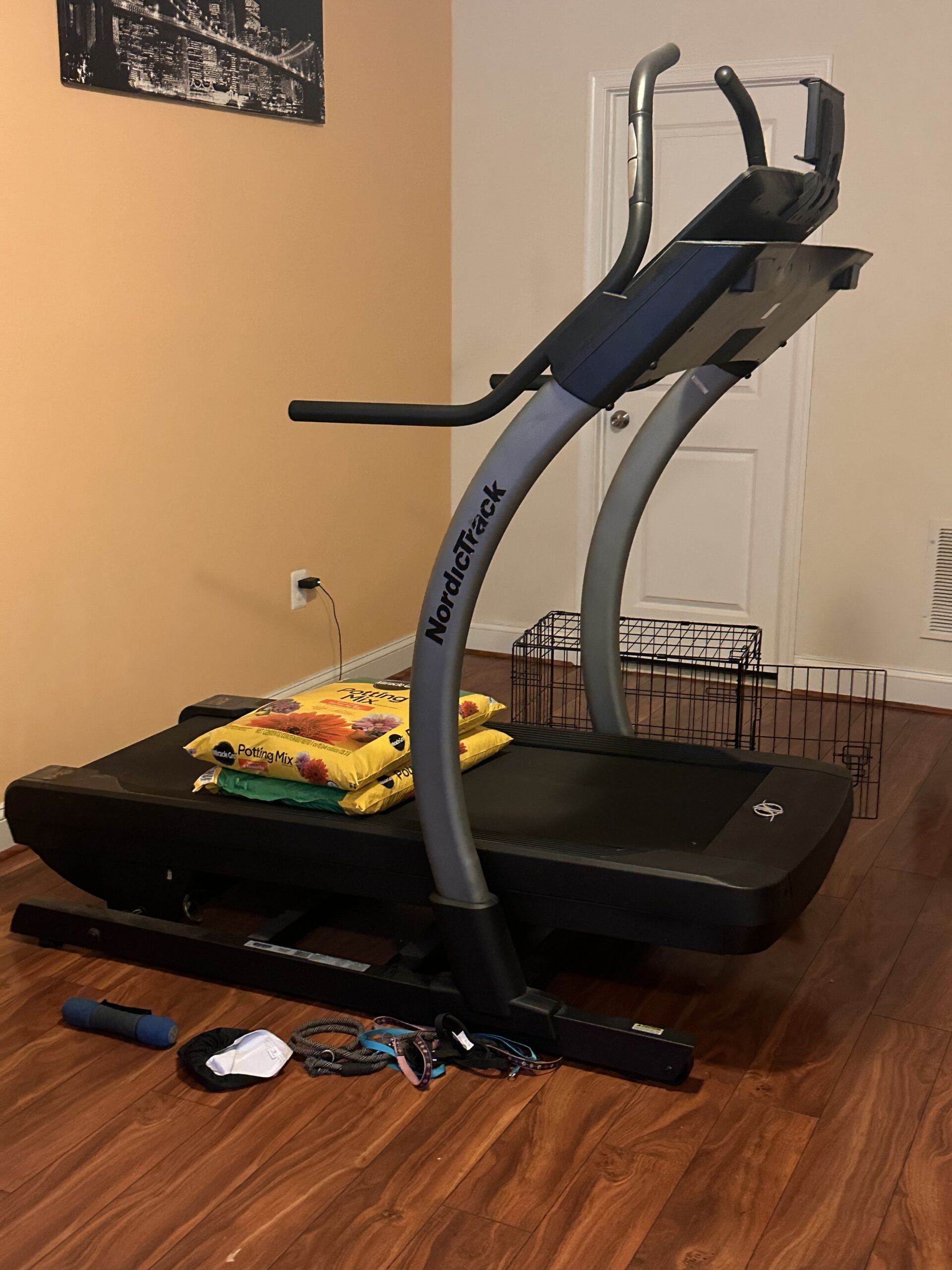 2019 NordicTrack C990 Treadmill Used Good Condition Low Mileage - Triangle, VA