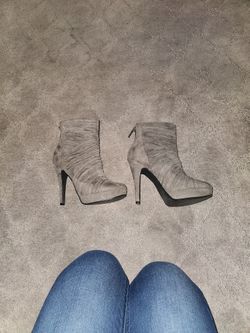 Gray Boots Size 7