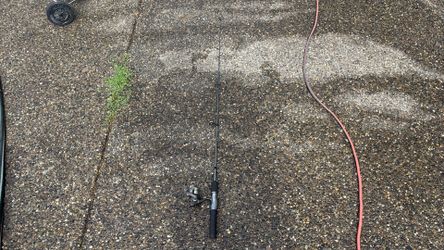 Collapsible fishing pole