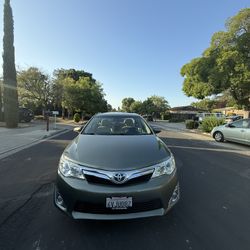 Toyota Camry 2012 Xle Hybrid