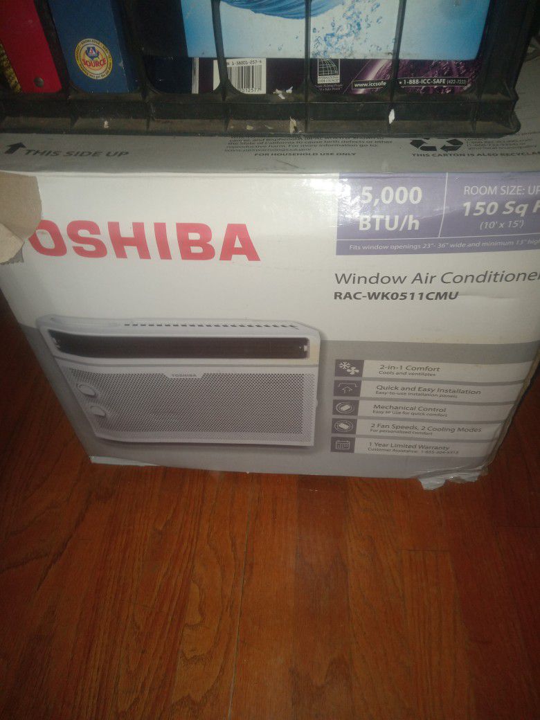 TOSHIBA 5000 BTU WINDOW AIR CONDITIONER