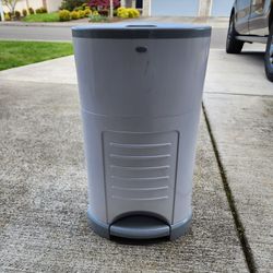 Dekor Diaper Pail