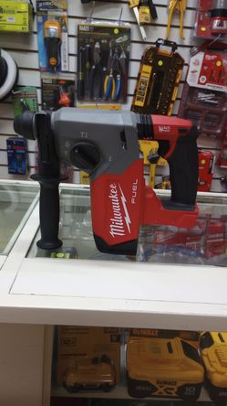 Milwaukee m18 SDS rotary hammer fuel brushless