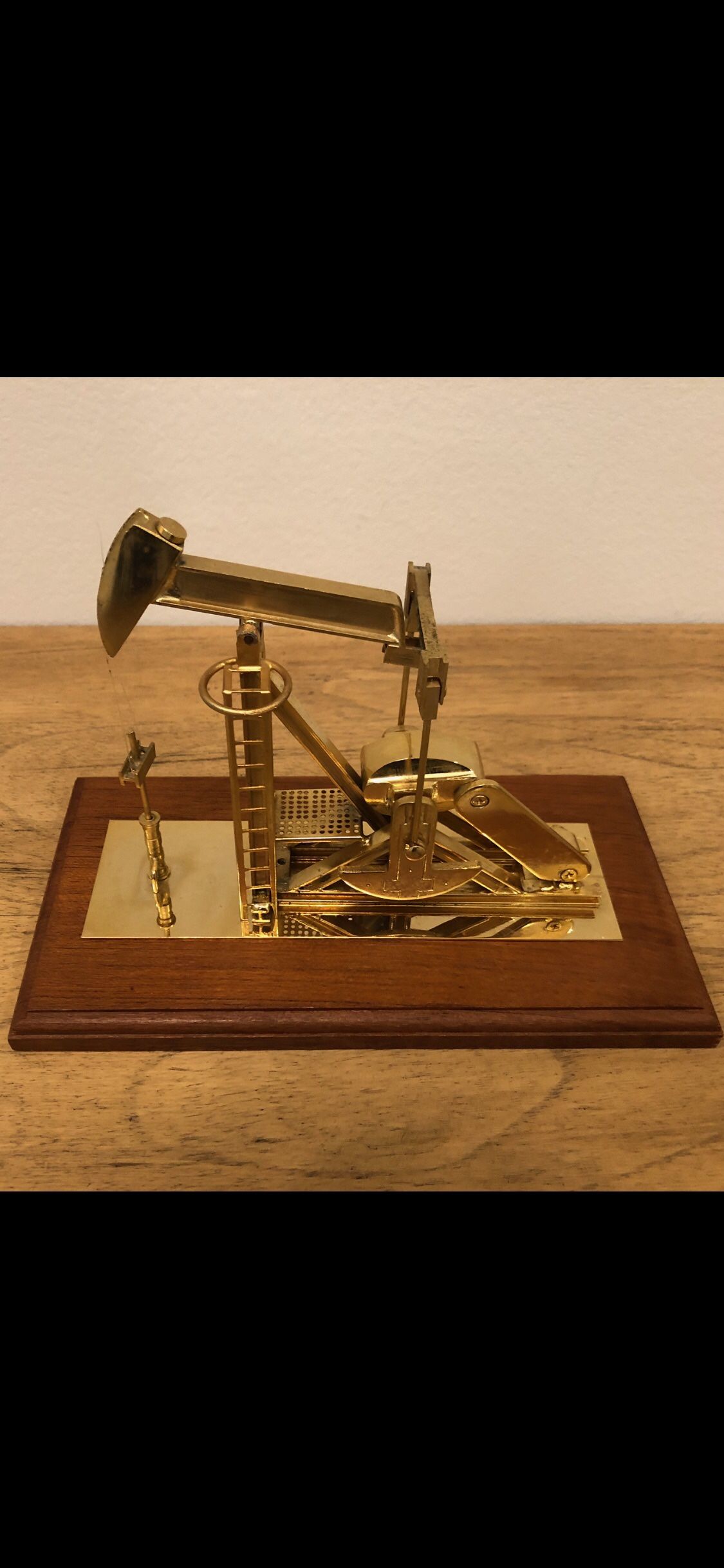 Oil Well Oilfield Gold Brass Pump Jack Desk Model (Vintage)