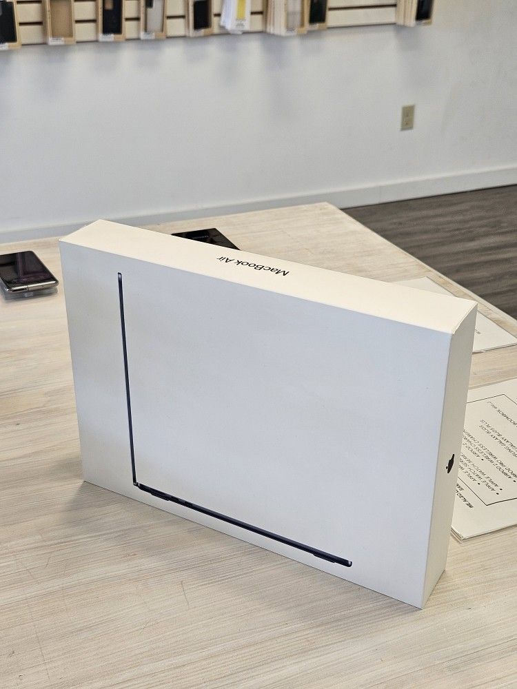 Apple MacBook Air 13.6 M2 Chip Brand New - $1 Today and Rest Later