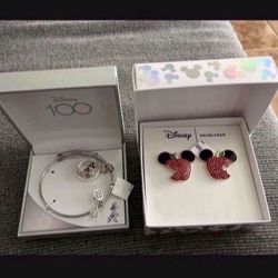 Disney set of 2 new 