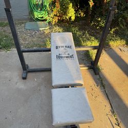Bench press with leg extension attachment