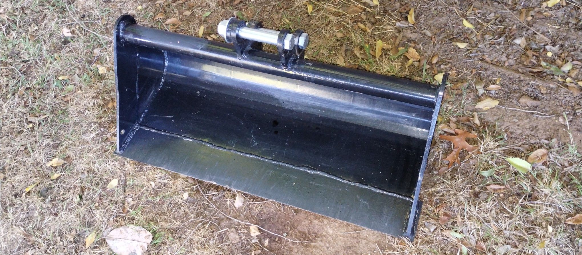 32 Inch Smooth Bucket For Mini Excavators