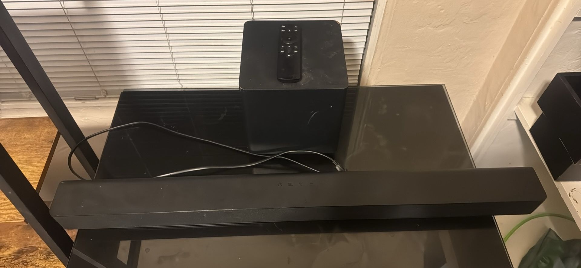 Vizio Soundbar And Subwoofer 