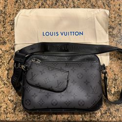 Louis Vuitton shoulder bag 
