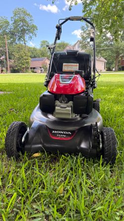 Honda HRX 201-cc 21-in Self-Propelled Gas Push Lawn Mower