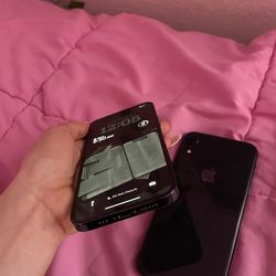 2 iPhones for sale $$$