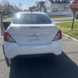 2018 Nissan Versa