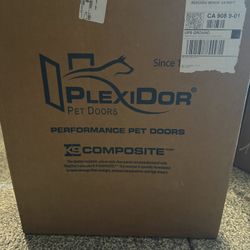 Dog Door - Plexidor