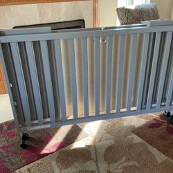 Foldable Full Size Crib