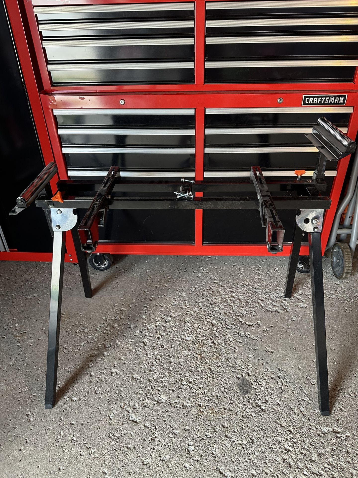 Universal Miter Saw Stand