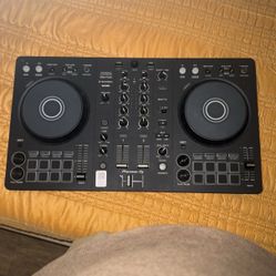DDJ-FLX4 Brand New Condition $350 Value