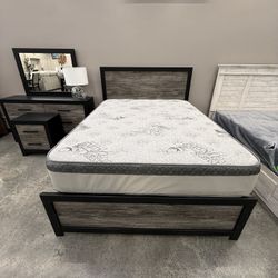 4 PC QUEEN BEDROOM SET 