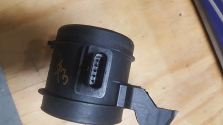 2012 benz C300 air flow sensor