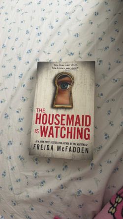 The housemaid is watching book